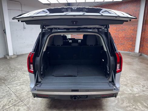 Certified 2025 Ford Expedition Active AWD/4WD image 29