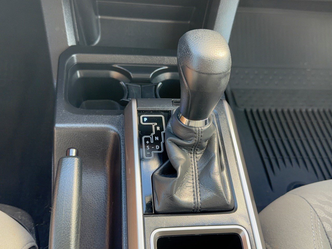 Certified 2023 Toyota Tacoma SR5 RWD image 21