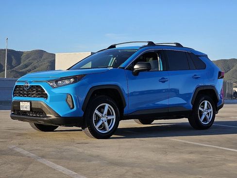 Used 2019 Toyota RAV4 LE w/ All Weather Liner Package image 6