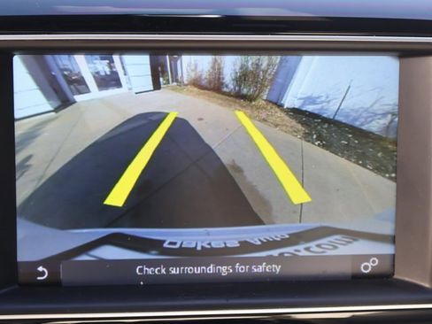 Used 2017 Jaguar F-PACE Prestige image 23