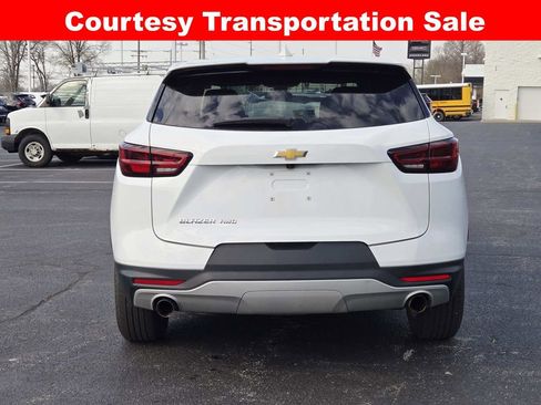 Used 2025 Chevrolet Blazer LT AWD/4WD image 4