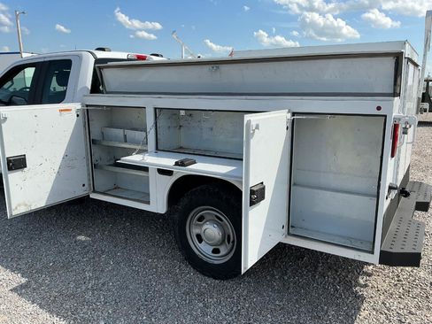 Used 2021 Ford F350 XL w/ Power Equipment Group RWD image 7