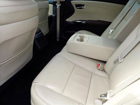 Used 2015 Toyota Avalon XLE Touring FWD image 6