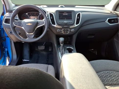 Used 2024 Chevrolet Equinox LT w/ LPO, Floor Liner Package FWD image 13