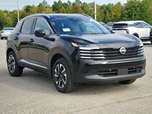 New 2026 Nissan Kicks SV w/ Cold Weather Package AWD/4WD image 2