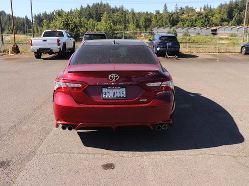 Used 2018 Toyota Camry XSE w/ Driver Assist Package FWD image 6