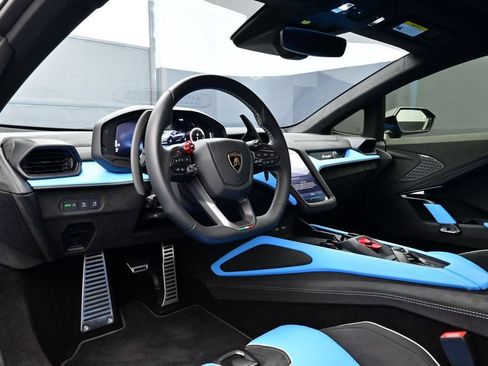 Used 2026 Lamborghini Temerario AWD/4WD image 4
