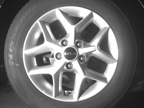 Used 2025 Kia Soul LX w/ LX Technology Package FWD image 18