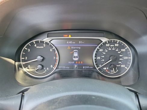 Used 2025 Nissan Altima 2.5 SV image 18