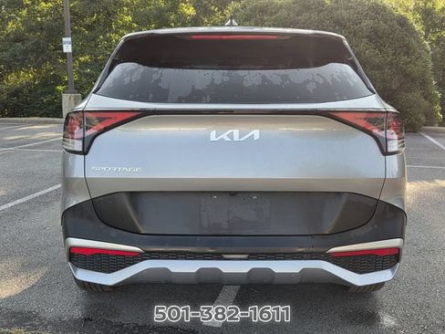 Used 2025 Kia Sportage LX FWD image 4