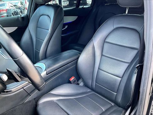 Used 2021 Mercedes-Benz C 300 Sedan image 8