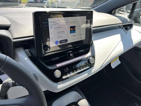 New 2026 Toyota Corolla SE FWD image 21