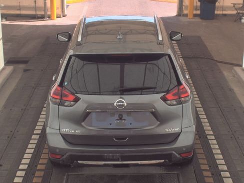 Used 2020 Nissan Rogue SV image 8