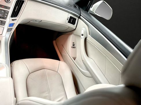 Used 2014 Cadillac CTS 2Dr Coupe image 20