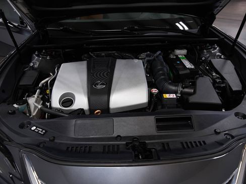 Used 2022 Lexus ES 350 Ultra Luxury w/ Accessory Package 2 FWD image 13