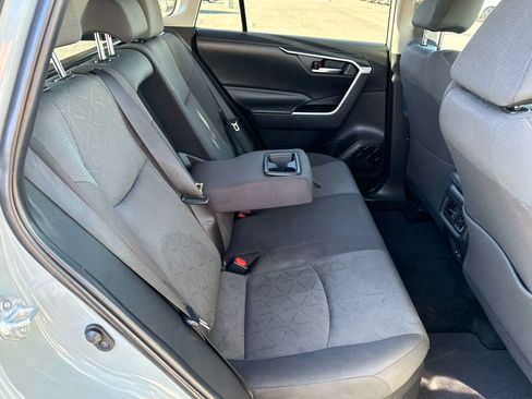 Used 2023 Toyota RAV4 XLE AWD/4WD image 15