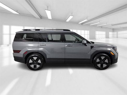 Used 2024 Hyundai Santa Fe SEL image 8