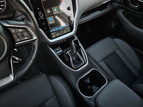 Used 2023 Subaru Outback Onyx Edition image 26