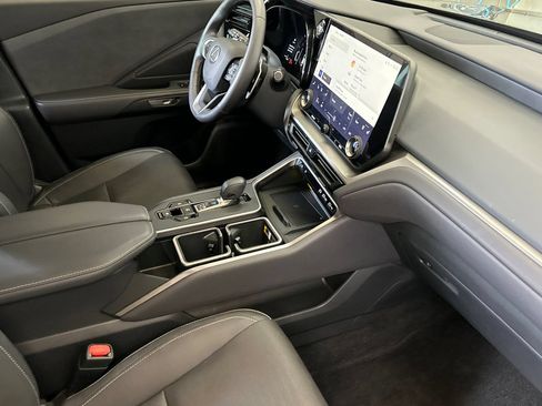 Used 2024 Lexus TX 350 FWD w/ Technology Package image 18