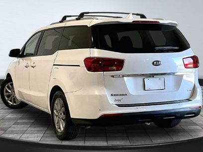 Used 2019 Kia Sedona EX