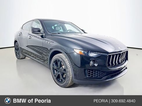 Used 2018 Maserati Levante image 1