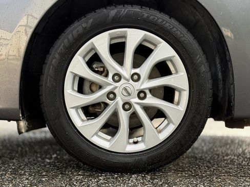 Used 2018 Nissan Sentra SV FWD image 30