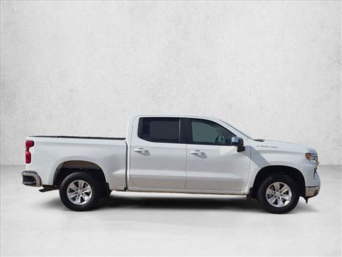 Used 2025 Chevrolet Silverado 1500 LT RWD image 4