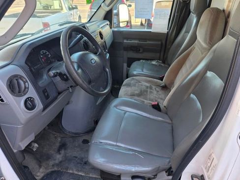 Used 2014 Ford E-350 and Econoline 350 Super Duty w/ Power Windows & Locks Group image 12