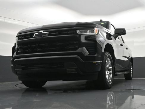 Used 2023 Chevrolet Silverado 1500 RST RWD image 30