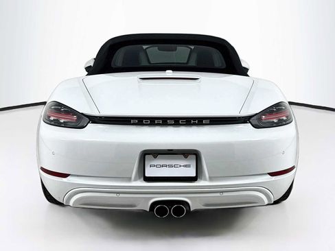 Certified 2025 Porsche 718 Boxster RWD image 10