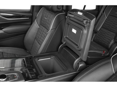 Used 2023 Cadillac Escalade V w/ LPO, ONYX Package AWD/4WD image 35