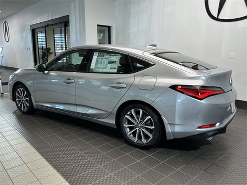 New 2026 Acura Integra image 2