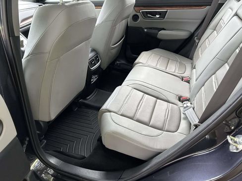 Used 2018 Honda CR-V Touring image 9