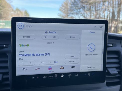 Used 2024 Ford Transit 350 XL image 28