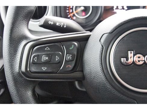 Used 2026 Jeep Wrangler Sport AWD/4WD image 22
