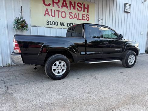 Used 2012 Toyota Tacoma PreRunner w/ SR5 Pkg RWD image 38