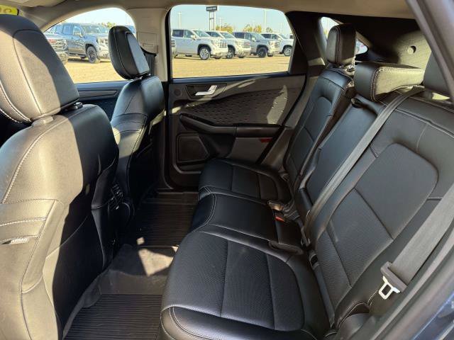Used 2020 Ford Escape Titanium AWD/4WD image 16