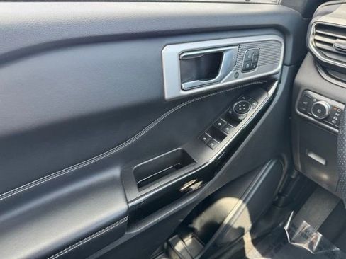 Used 2022 Ford Explorer ST w/ Equipment Group 401A AWD/4WD image 35