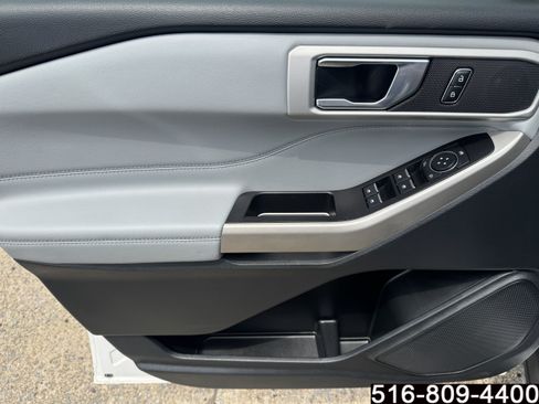 Used 2022 Ford Explorer XLT w/ Equipment Group 202A AWD/4WD image 27