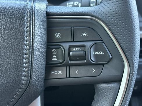 New 2026 Toyota 4Runner TRD Off-Road AWD/4WD image 30