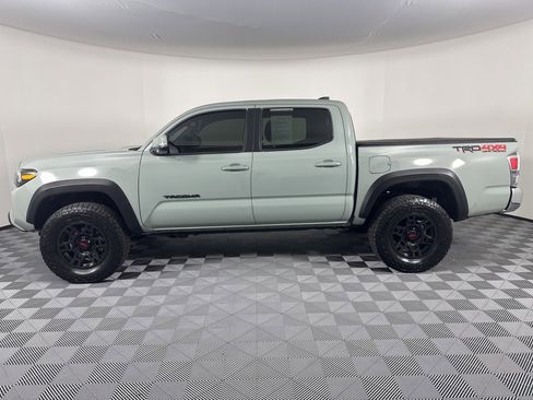Used 2023 Toyota Tacoma TRD Off-Road image 10