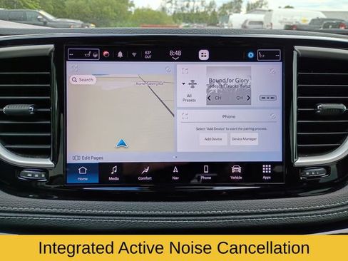Used 2023 Chrysler Pacifica Touring-L w/ Uconnect Theater Family Group AWD/4WD image 17