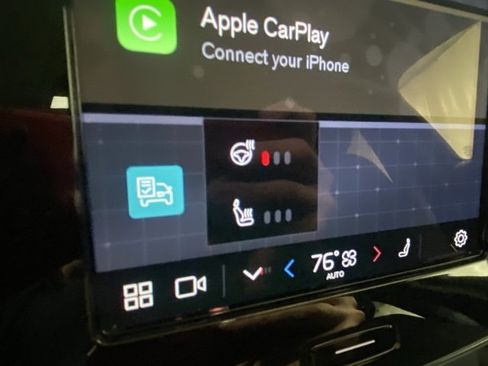 Used 2023 Volvo C40 P8 Recharge Ultimate image 24