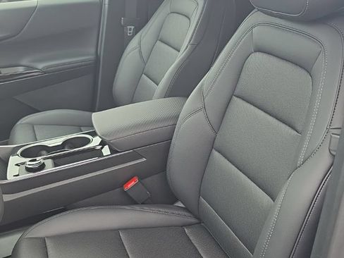 New 2026 Chevrolet Equinox LT w/ Convenience Package II FWD image 15