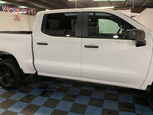 New 2026 Chevrolet Silverado 1500 Custom Trail Boss w/ Dark Appearance Package image 5