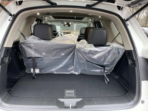 New 2025 Honda Pilot Elite image 6