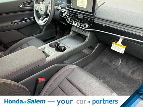 New 2026 Honda Prologue EX image 16
