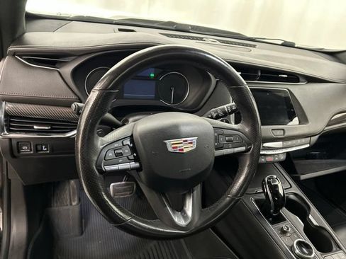 Used 2023 Cadillac XT4 Sport AWD/4WD image 8