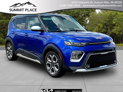 Certified 2022 Kia Soul X-Line FWD image 1