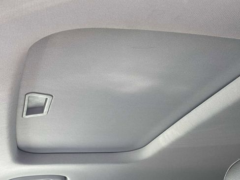 Used 2024 Chevrolet Trax ACTIV w/ Sunroof Package FWD image 16